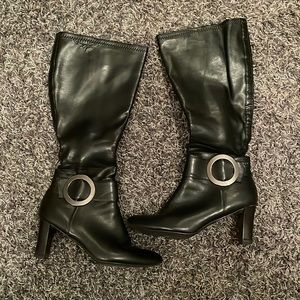 Leather heeled boots
